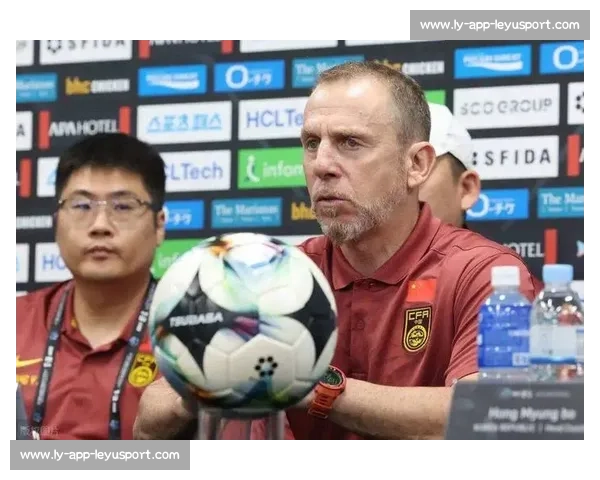 国青热身赛裁判争议凸显真刀真枪练兵 三分疲软成世青赛最大隐患