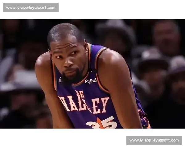 杜兰特空降火箭！8 换 1 震撼交易重塑联盟格局