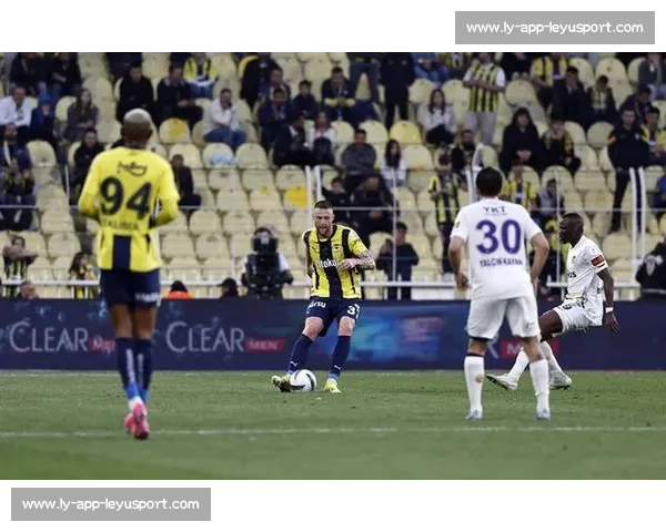 罗马诺：费内巴切接近租借杜兰，穆里尼奥钦点锋线新援