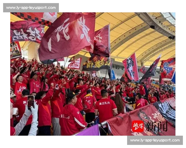 苏超单场观众破 4 万！昆山奥体见证江南德比，17 岁高中生 78 秒闪电破门梅开二度